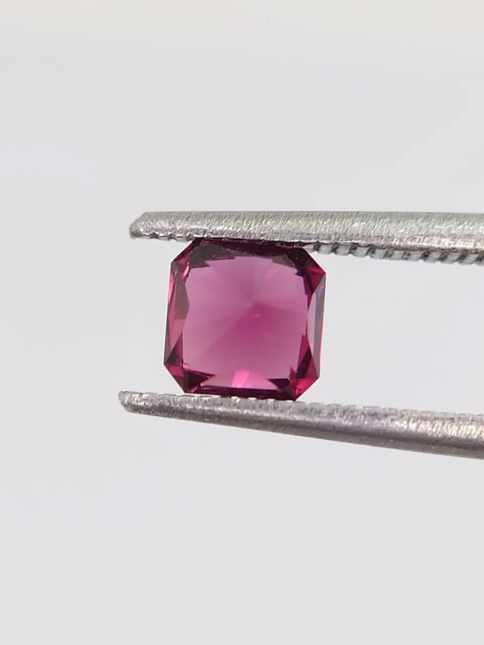 0.9ct Natural Umbalite Garnet from Tanzania — view 6